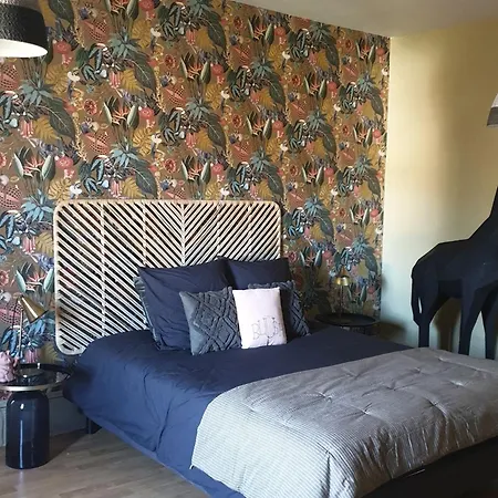 Appartement Confortable 4 Pers à Avec Parking Privatif - Fr-1-589-682